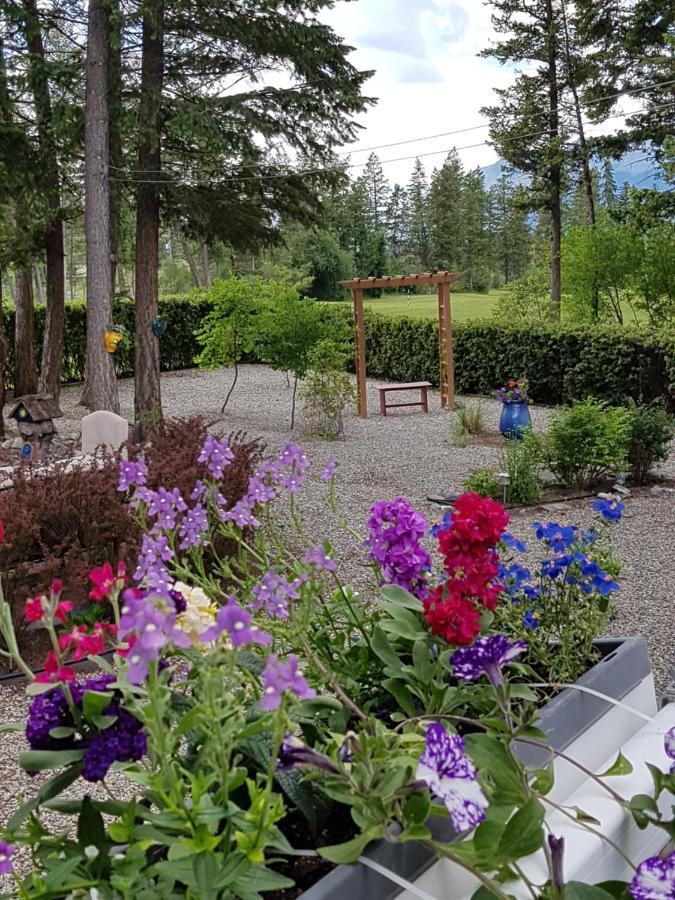 Riverview Retreat B&B Fairmont Hot Springs Exterior photo